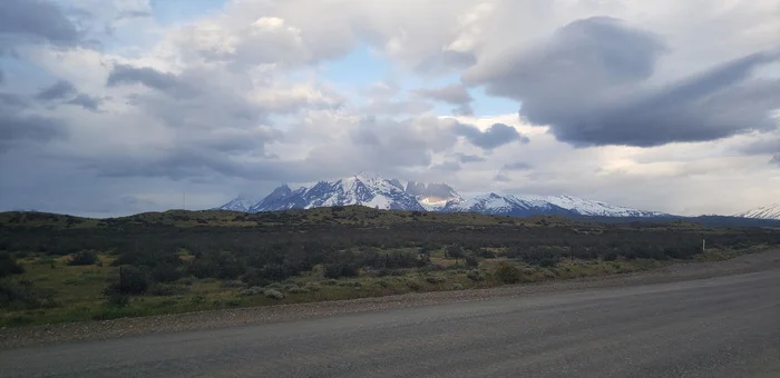 Stayed overnight near Torres del Paine - My, A bike, Travels, Bike trip, Solo travel, South America, Chile, Patagonia, Torres Del Paine, Andes, Bike ride, Cyclist, Cycling, Mountain tourism, Lake, Road, The mountains, The rocks, Longpost