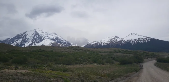 Stayed overnight near Torres del Paine - My, A bike, Travels, Bike trip, Solo travel, South America, Chile, Patagonia, Torres Del Paine, Andes, Bike ride, Cyclist, Cycling, Mountain tourism, Lake, Road, The mountains, The rocks, Longpost