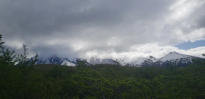 Stayed overnight near Torres del Paine - My, A bike, Travels, Bike trip, Solo travel, South America, Chile, Patagonia, Torres Del Paine, Andes, Bike ride, Cyclist, Cycling, Mountain tourism, Lake, Road, The mountains, The rocks, Longpost