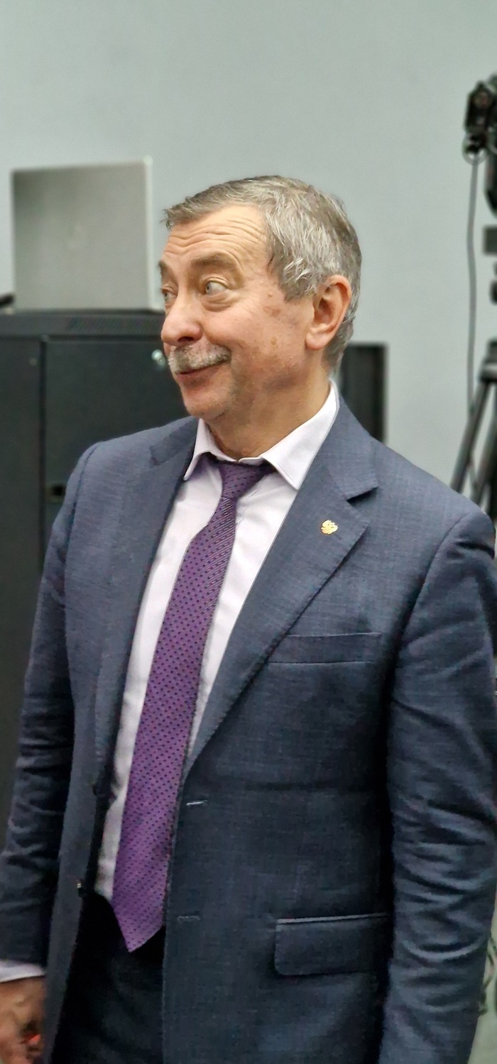 Парашютист, космонавт, Александр Лазуткин