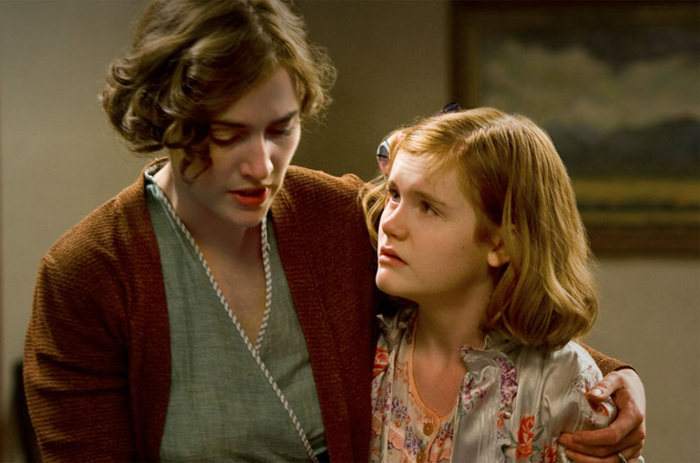 Кадр из сериала. Милдред и Веда (в детстве)