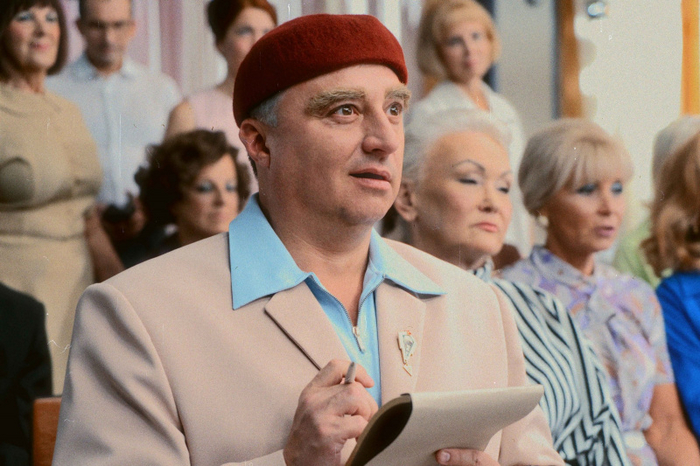 Кадр из фильма "Небриллиантовая рука"