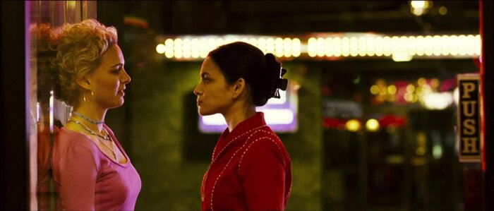 Кадр из фильма "Мои черничные ночи"