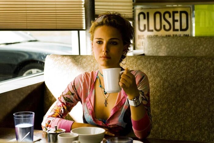 Кадр из фильма "Мои черничные ночи"