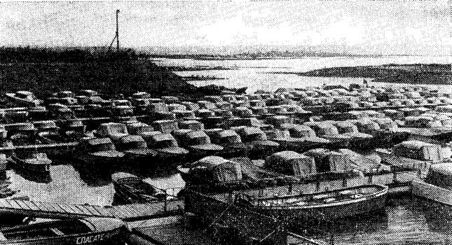 Стоянка спортклуба им. Воровского. 1976 год.