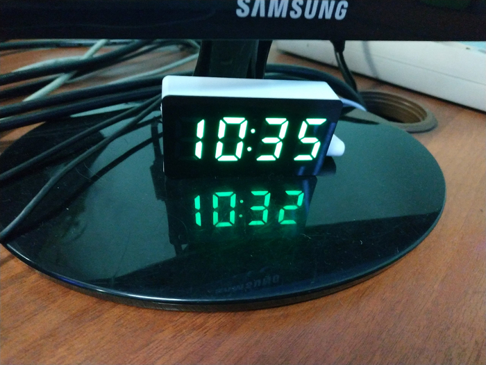 Часы отстают