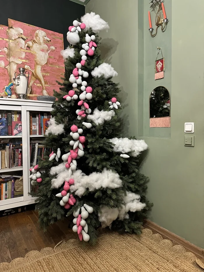 How I Decorated a Christmas Tree Without Christmas Tree Decorations (7 Times) - My, Fantasy, Design, New Year, Decor, Longpost