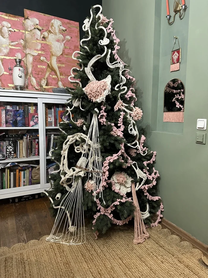 How I Decorated a Christmas Tree Without Christmas Tree Decorations (7 Times) - My, Fantasy, Design, New Year, Decor, Longpost