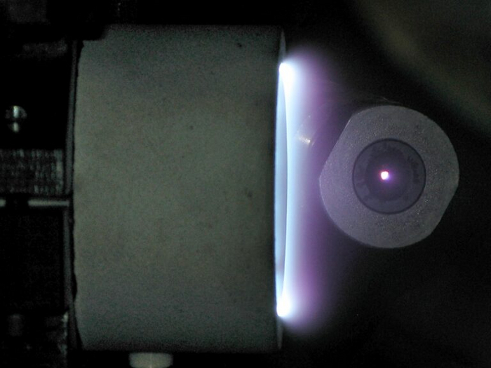   microHET  Space Plasmatics.    Space Plasmatics