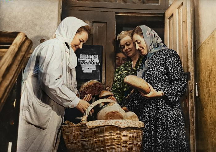 Подборка простых и потрясающих фотографий эпохи СССР. 20 раскрашенных фотографий, Часть XVI Старое фото, Историческое фото, Фотография, СССР, Сделано в СССР, Детство в СССР, 60-е, 70-е, 80-е, Колоризация, Длиннопост