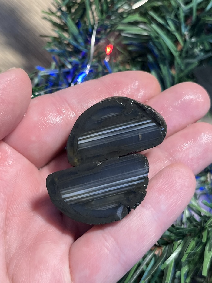 Первый камень после распила