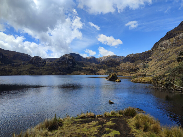 Озеро в горах