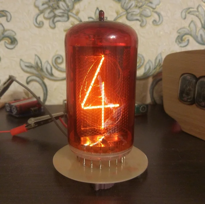 Nixie clock on one indicator Z568M - My, With your own hands, Homemade, Clock, Workshop, Nixie clock, Lamp clock, Video, Soundless, Vertical video, Longpost