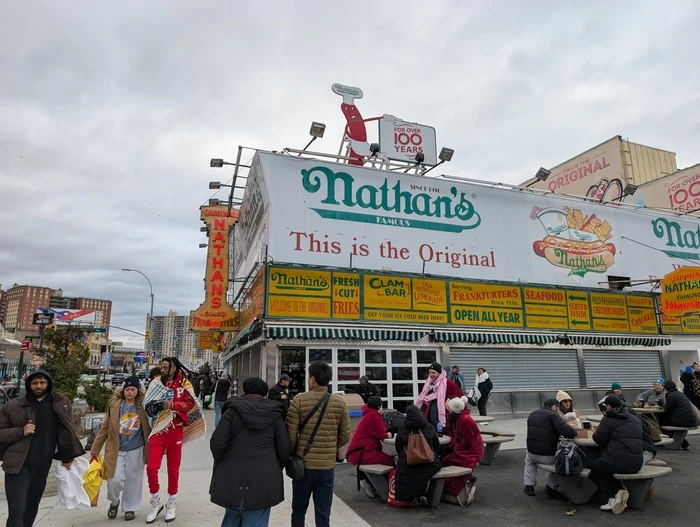 Real New York: How I boldly walked around Coney Island and buckwheat with goulash (not about Brighton Beach). Part 1 - My, Living abroad, Peekaboo, New York, Brighton Beach, Video, Longpost