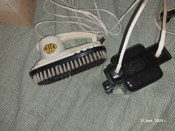 с электрощеткой 1960 года