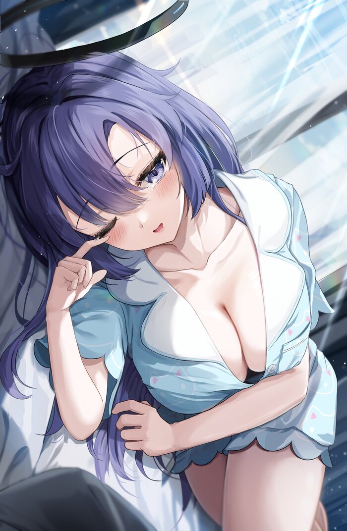 Юка в пижаме