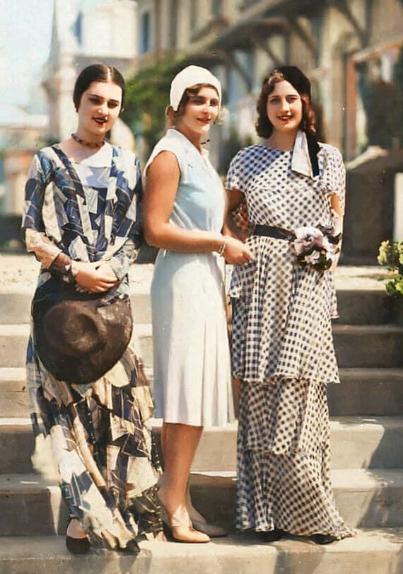 Осколки истории : Интересные и редкие ретро-фотографии Европы. 20 раскрашенных фотографий ХХ века. Часть XIV Старое фото, Историческое фото, Фотография, Нидерланды (Голландия), Венгрия, Франция, Португалия, Германия, Италия, Швейцария, Швеция, Испания, 20 век, Европа, Колоризация, Длиннопост