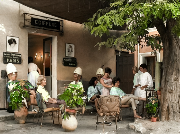 Осколки истории : Интересные и редкие ретро-фотографии Европы. 20 раскрашенных фотографий ХХ века. Часть XIV Старое фото, Историческое фото, Фотография, Нидерланды (Голландия), Венгрия, Франция, Португалия, Германия, Италия, Швейцария, Швеция, Испания, 20 век, Европа, Колоризация, Длиннопост