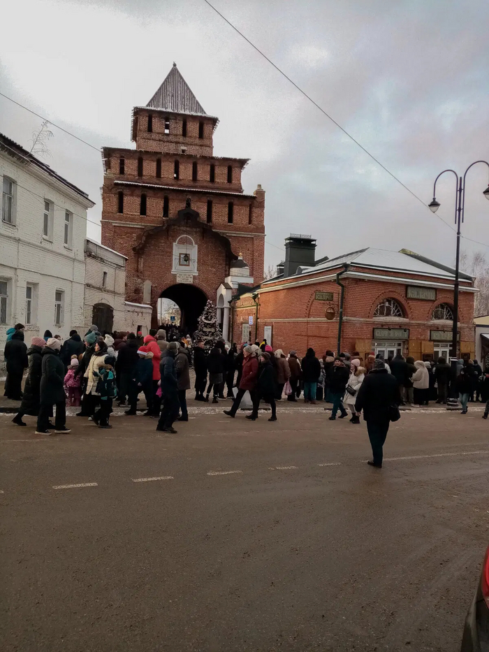 Очередь за калачами