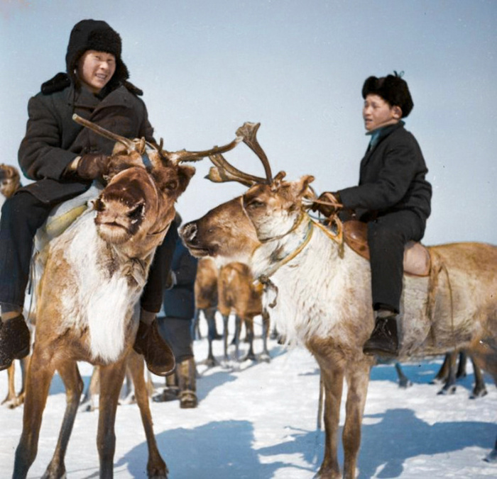 Ностальгические фотографии Советских зимних забав и просто интересных снимков. 20 раскрашенных фотографий Старое фото, Фотография, СССР, Детство в СССР, Зима, Зимние забавы, Колоризация, Длиннопост
