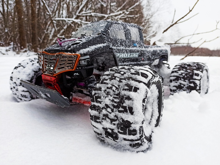 Black GMC TopKick BIG RC snowy truck  , , , 