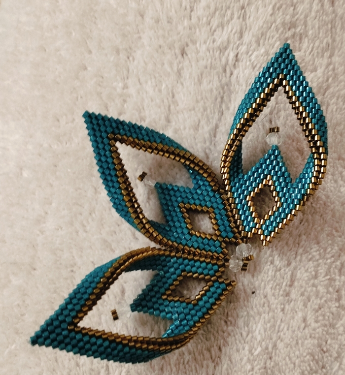 Вот такая приколдесность получилась.