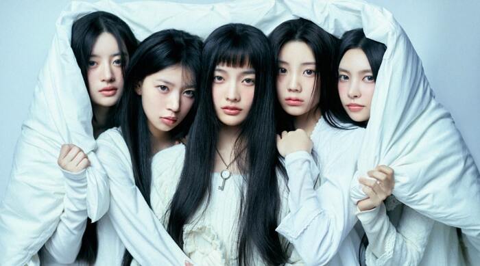 ILLIT    -   K-pop,  , , 