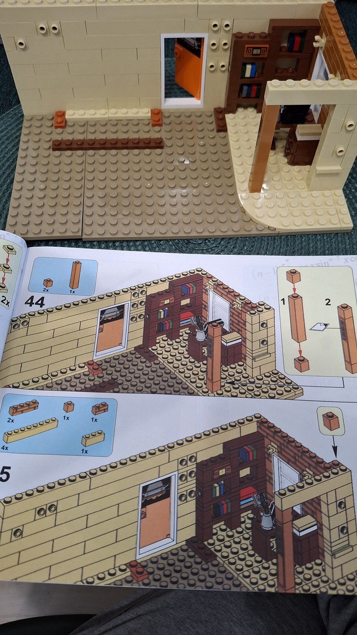 дверь открывается