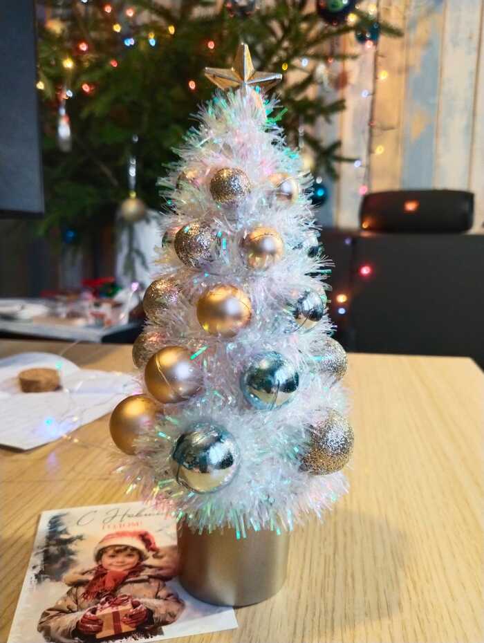  5: ..   ,  ,  ...     ,     , )   .....         )))