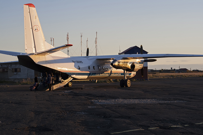 Гаснет луч пурпурного заката