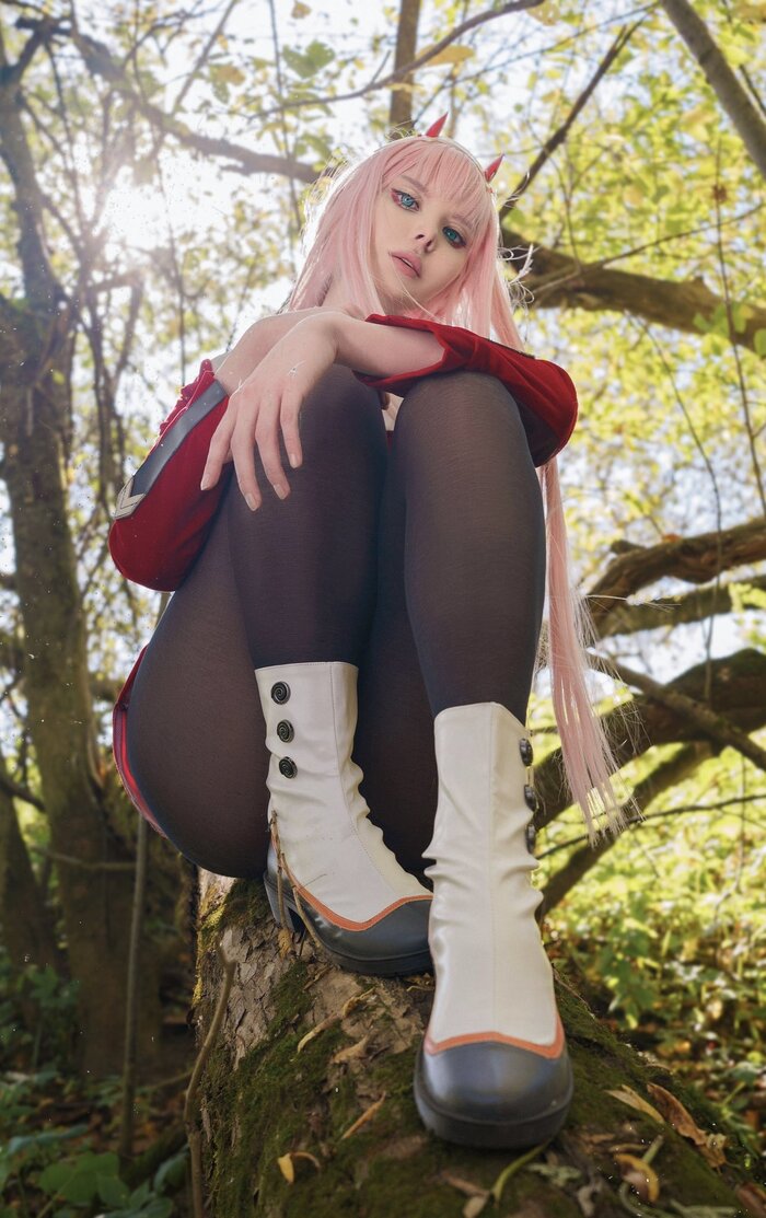Darling in the FranXX | Zero Two , Zero Two, Darling in the Franxx, Twitter (), , , Vinnegal