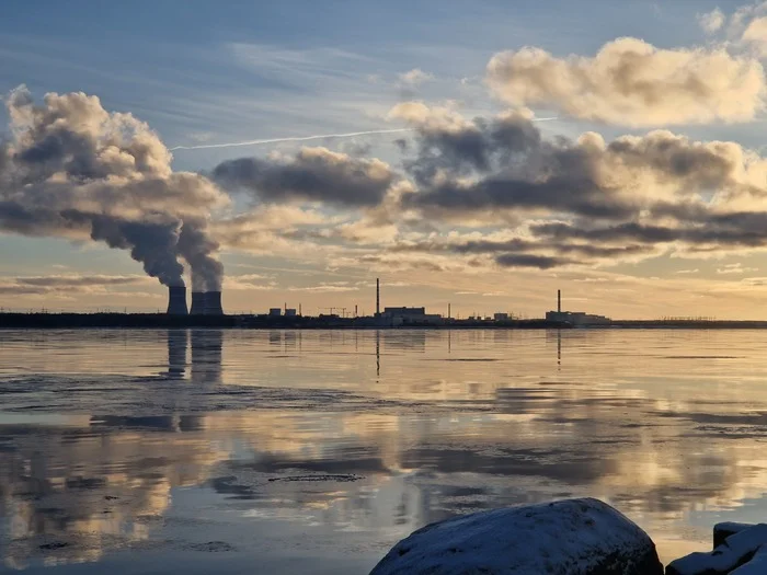 Reply to the post Winter Photo Contest on Pikabu - New Year, Peekaboo, Competition, Tucked away in 2024, The photo, A wave of posts, Sela, The Gulf of Finland, Reply to post