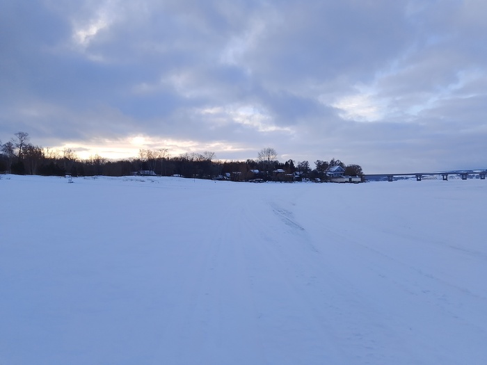 СНТ Наука 1 и мост через Волгу платной автомагистрали М12