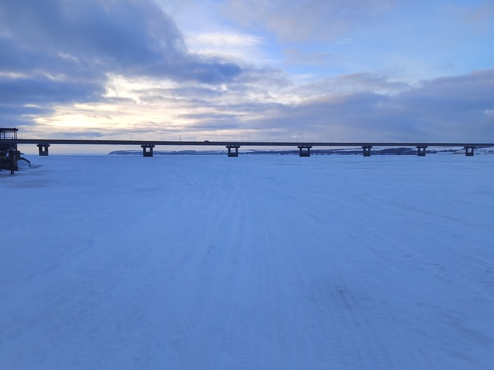 Мост через Волгу