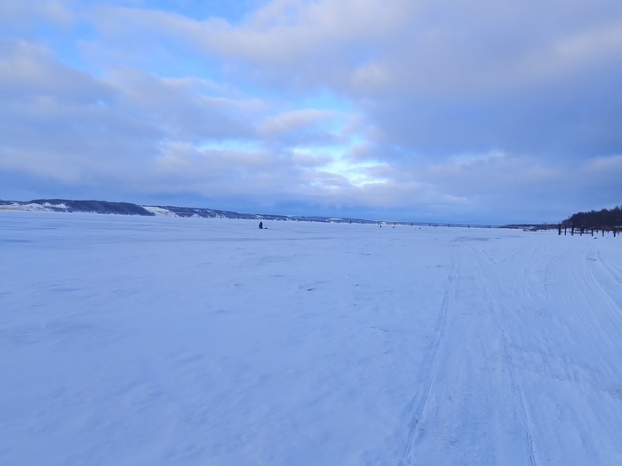Снега мало, а рыбаков много. 31.12.2024 пришли отдохнуть.