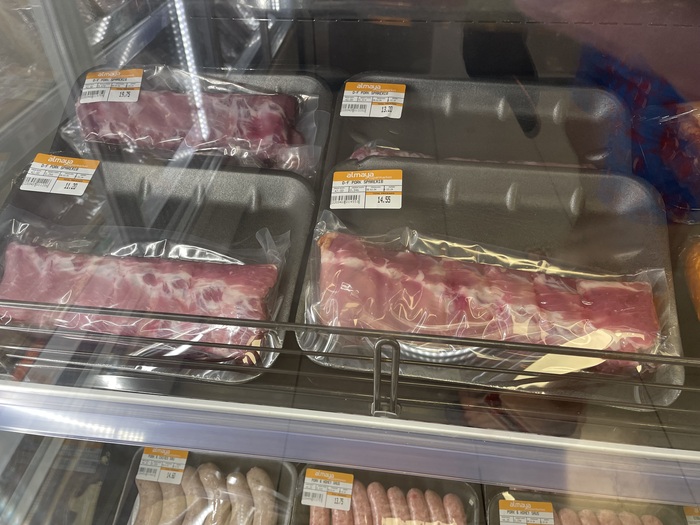 Ребра 1300 за кг