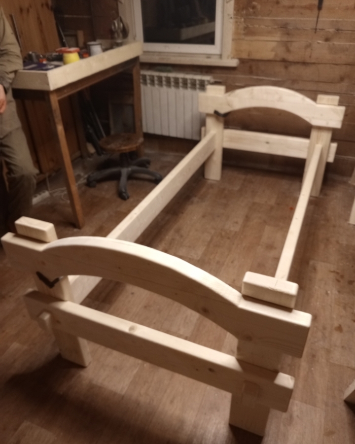 Вариант с двумя спинками