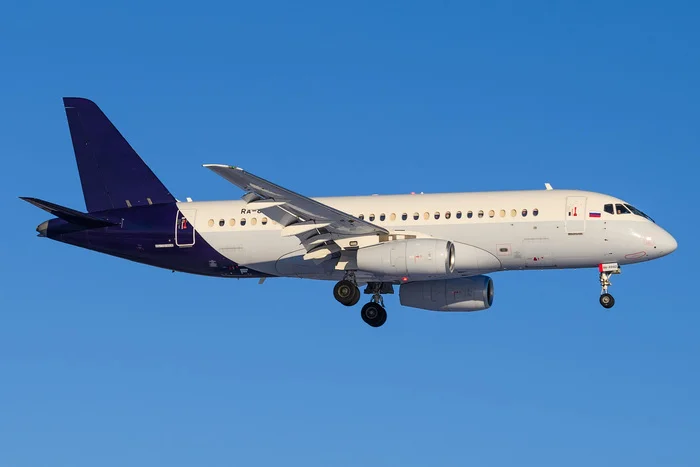 Azimuth Superjet RA-89162 with the remains of Brussels Airlines livery - My, Spotting, Sukhoi Superjet 100, Azimuth