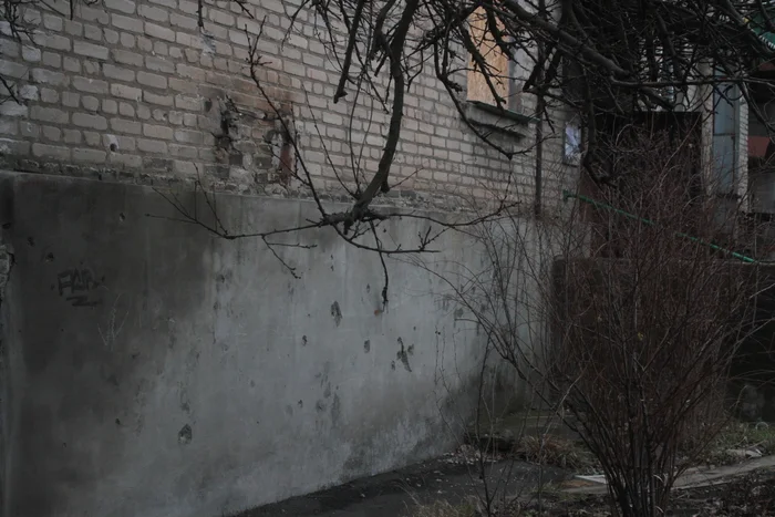 Walking around the DPR. (personal project, Part 4: Walking around the civil infrastructure. New Year 2025) - Special operation, Volunteering, We do not abandon ours, The photo, Beginning photographer, Donetsk, Donbass, Military establishment, Longpost, Politics, DPR, Video, Vertical video, Short videos, Yasynuvataya, War in Donbas