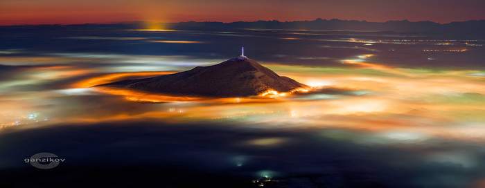 Это было 25 декабря аж 2020 года))) Не католик, но попраздновал их Рождество таким видом