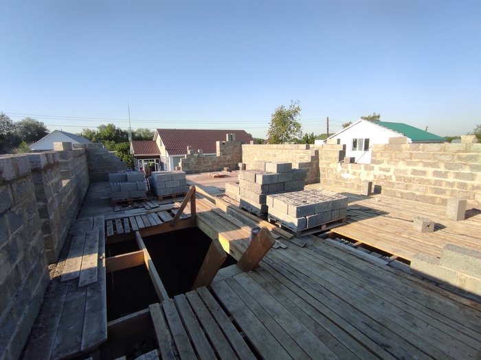 ������� ����, ��� ��� �� �������� ���� �����. ��� ��������� ��������, ������� ���� ������ "Poltorasik, � ���� ������� ������ ���� � ������ ������ ���� �������.