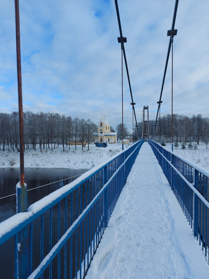 Тверская область город Зубцов подвесной пешеходный мост через Волгу