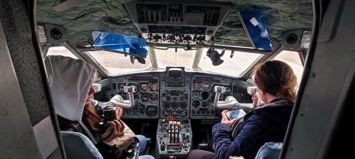 Внутри ЯК-40