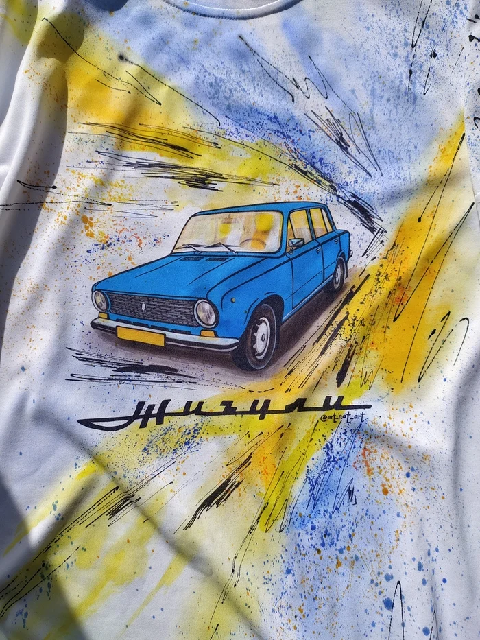 Zhiguli in my work. Sweatshirts, jeans, paintings - My, Zhiguli, Auto, Retro, Retro car, AvtoVAZ, Lada, Lada VFTS, Vaz-2101, VAZ-2105, VAZ-21011, Longpost