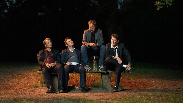 Кадр из фильма "Ещё по одной"