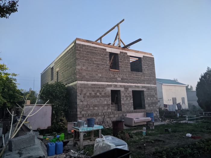 ������ 2 ��������� � �������, ���������� �����, ������ ��� 2 ����� � ������.