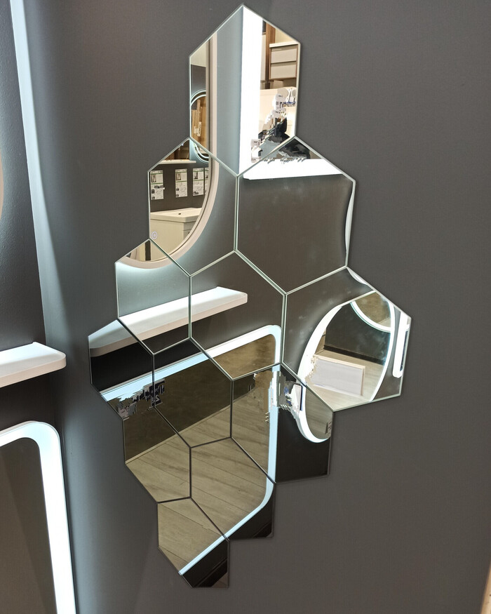 .   ,  9704254424, erid: 5jtCeReNx12oajt649zqCdm