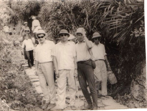 Фотографии капитана Юрия Пояркова в период командировки в ДРВ.