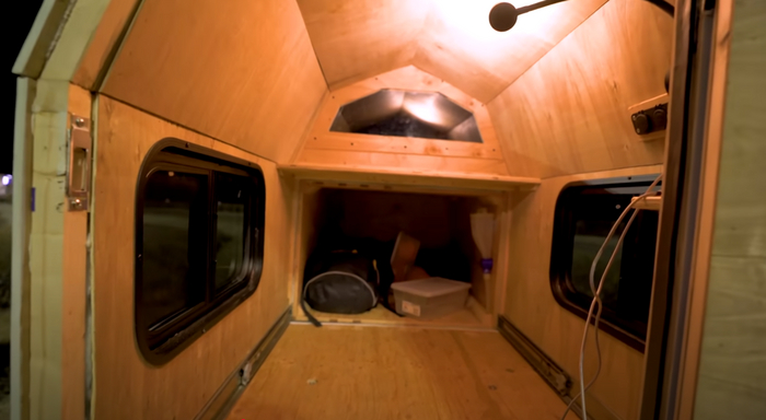 ������ ����� �����