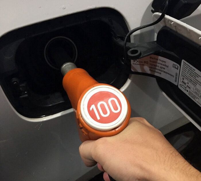 Автомобили просто дуреют с этой прикормки!